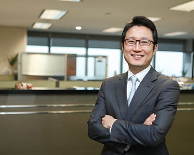 Min Sik Park
